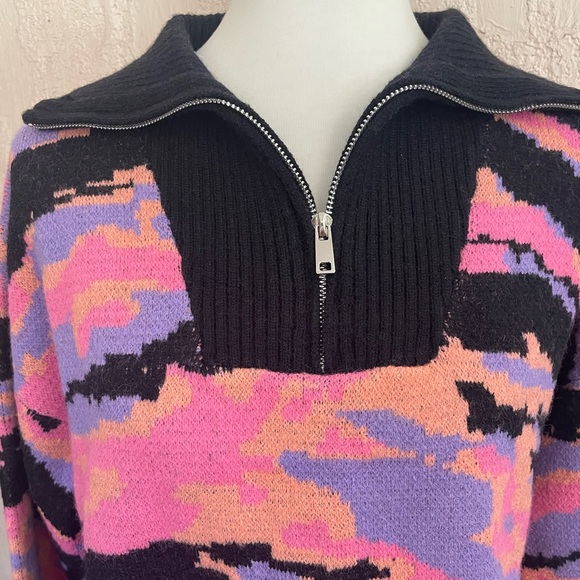 Jodifl Camouflage Sweater - Picture 3 of 4